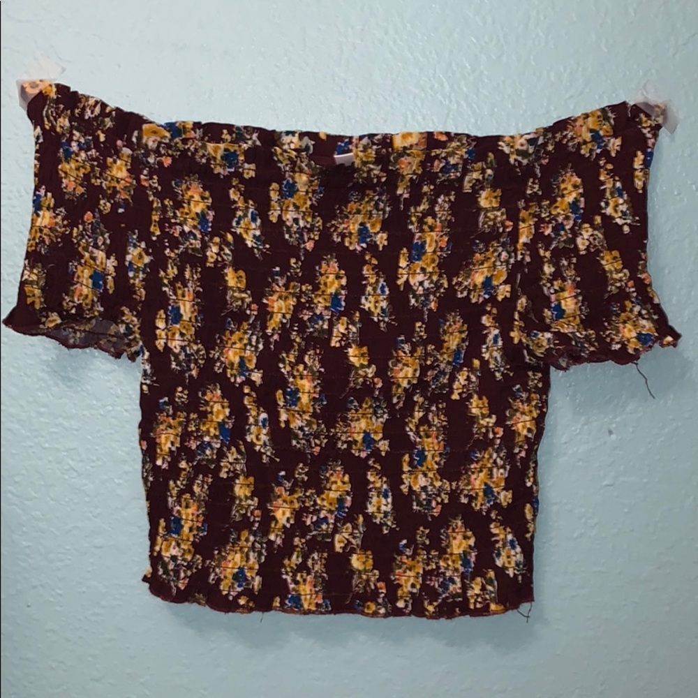 This is an off the shoulder crop top!